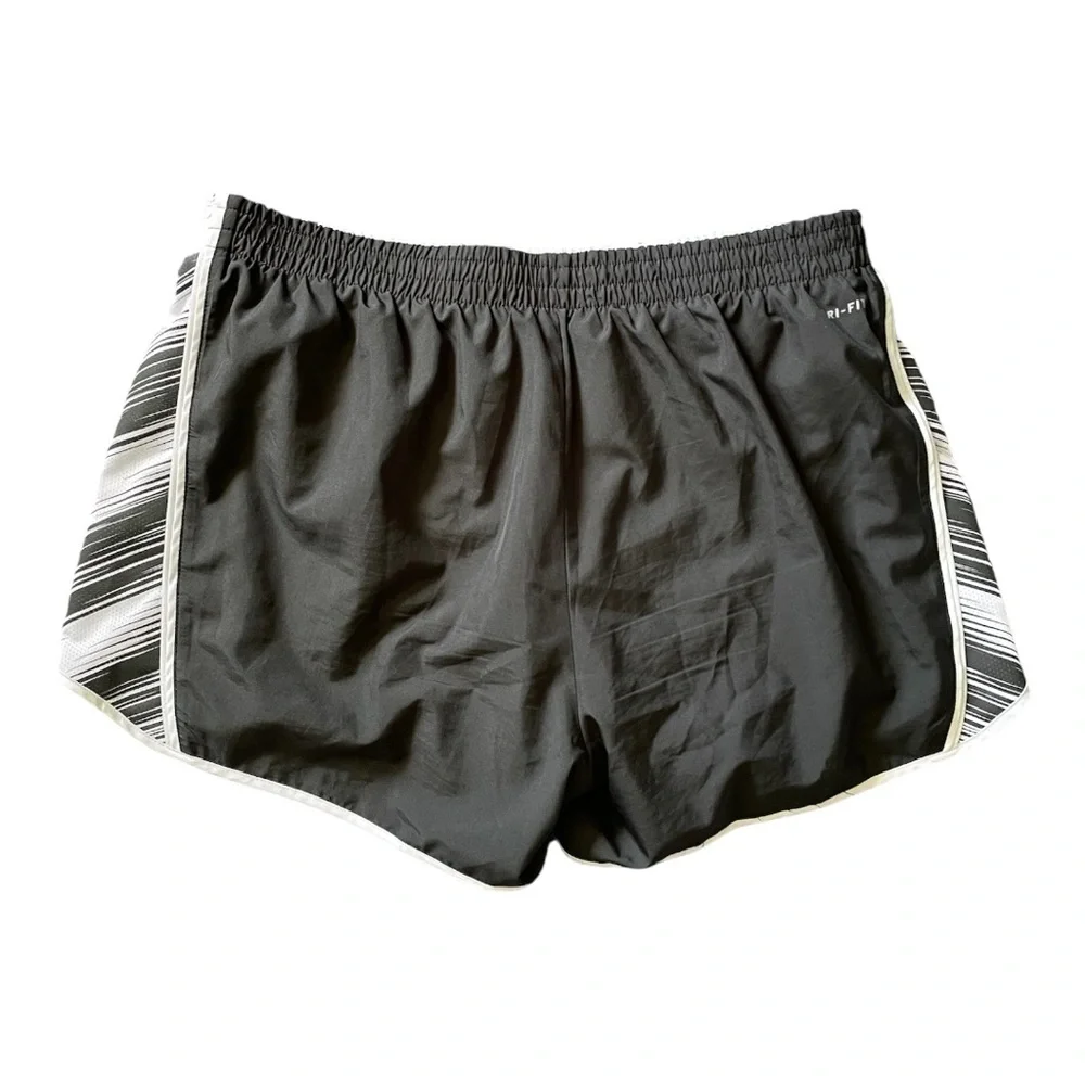 079, Nike Black and White Athletic Shorts with Dolphin Hem, College OU, size XL